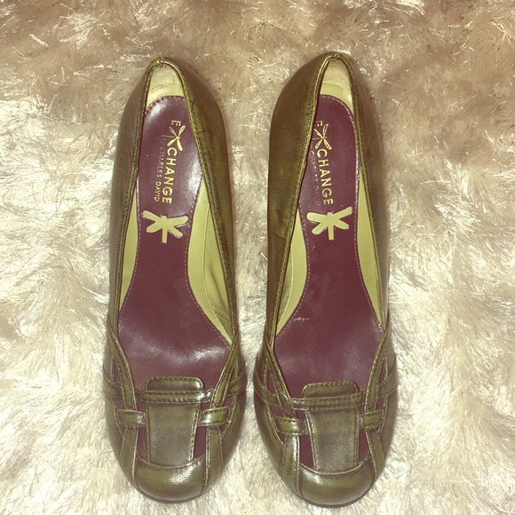 Exchange by Charles David Shoes - Picture 1 of 4